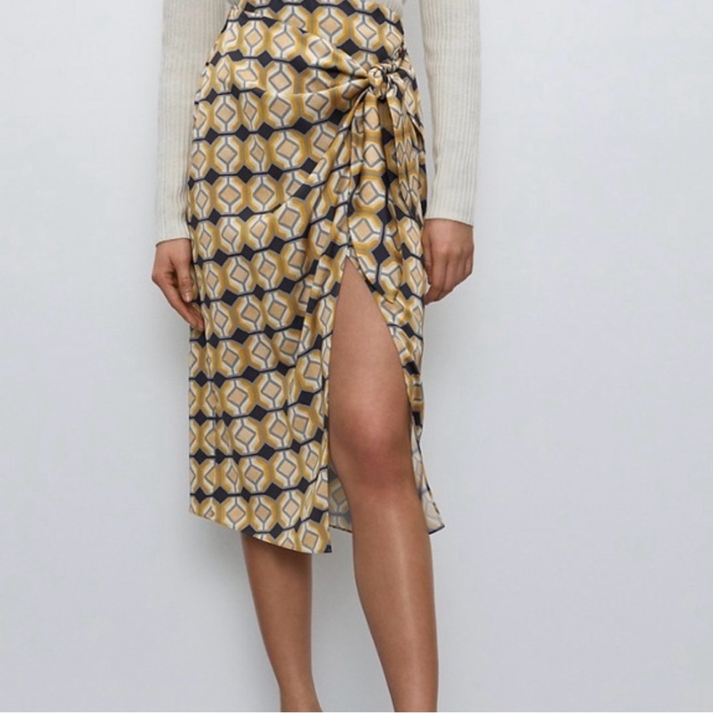 Aritzia Babaton Bello Sarong Style Midi Skirt